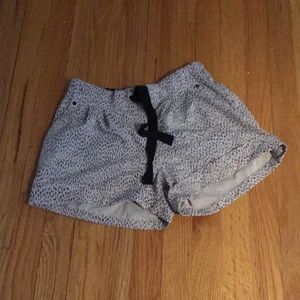 Lululemon shorts without tag